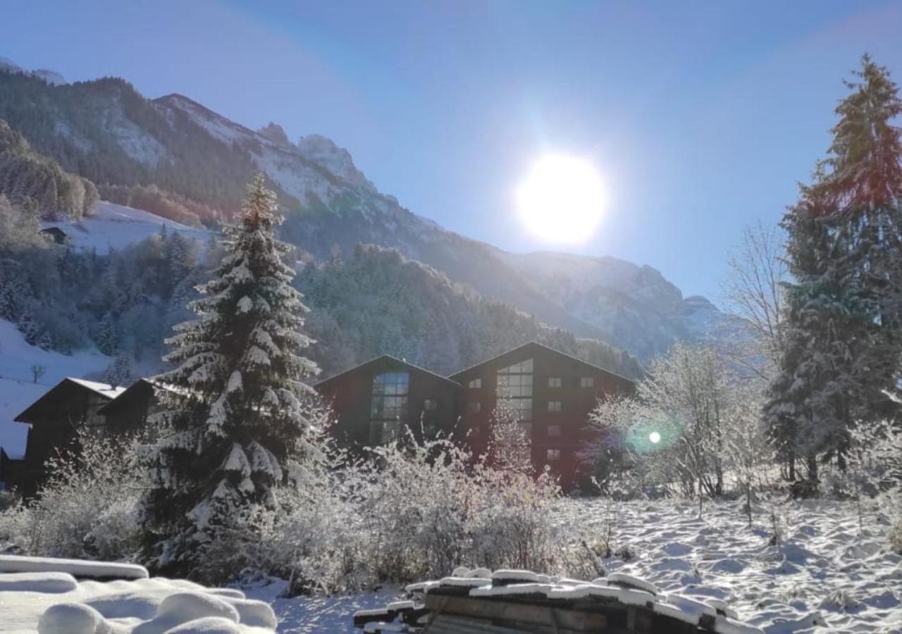 Aparthotel Mountain River Resort Валь-Д'илье Экстерьер фото