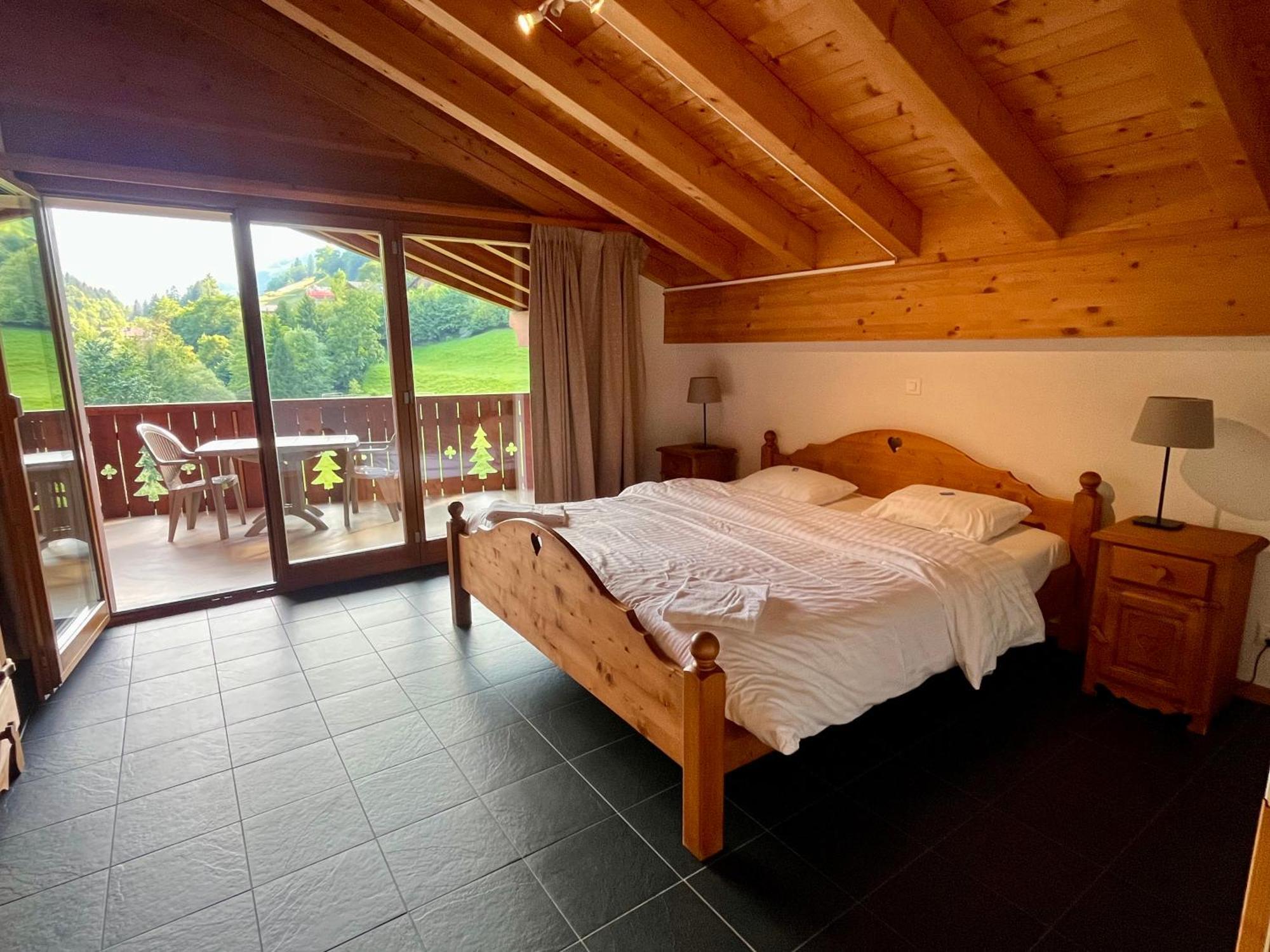 Aparthotel Mountain River Resort Валь-Д'илье Экстерьер фото