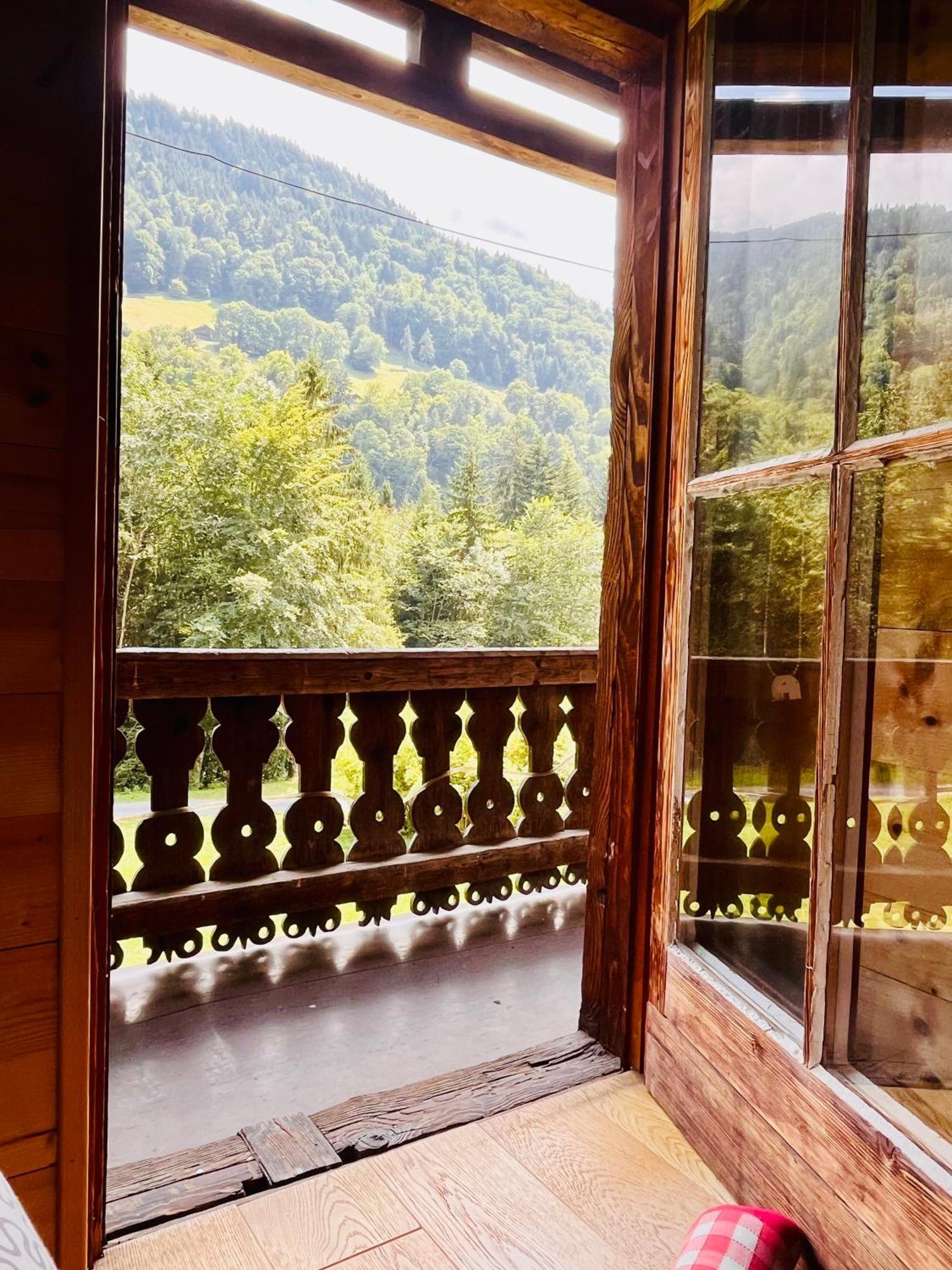Aparthotel Mountain River Resort Валь-Д'илье Экстерьер фото